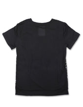 Load image into Gallery viewer, ALPHA KAPPA ALPHA SEQUIN TEE BLACK
